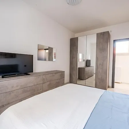 公寓 Smart Life House In The Heart Of 摩德纳