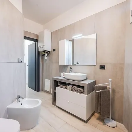 Smart Life House In The Heart Of Apartment
