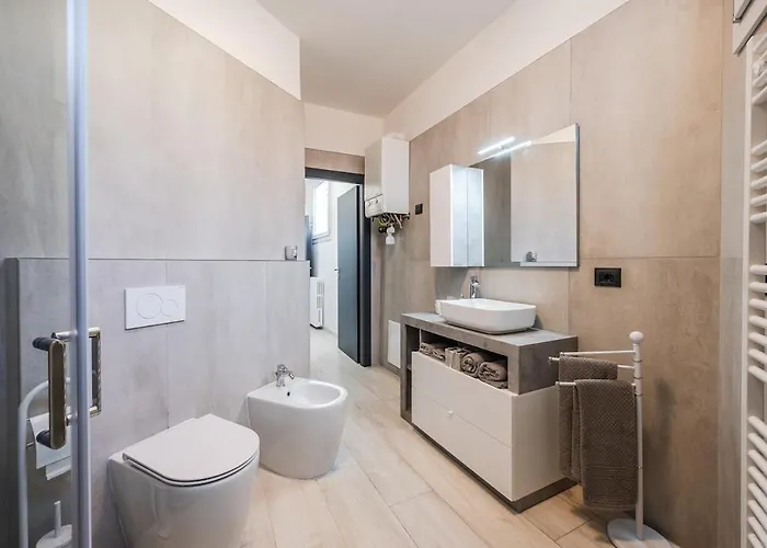 Smart Life House In The Heart Of Apartment Modena