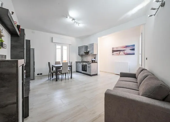 Smart Life House In The Heart Of Modena